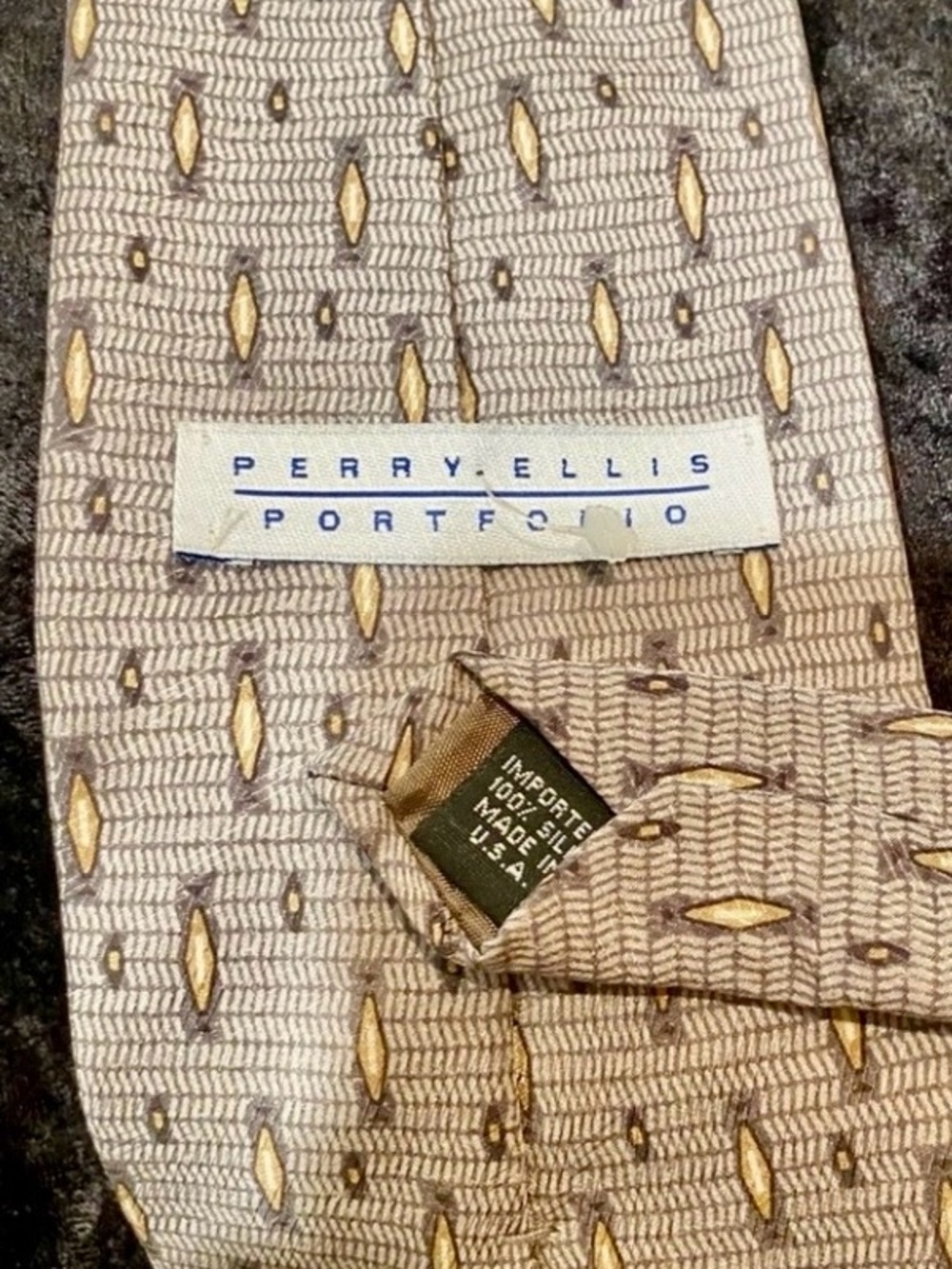Perry Ellis Men's SilkTie